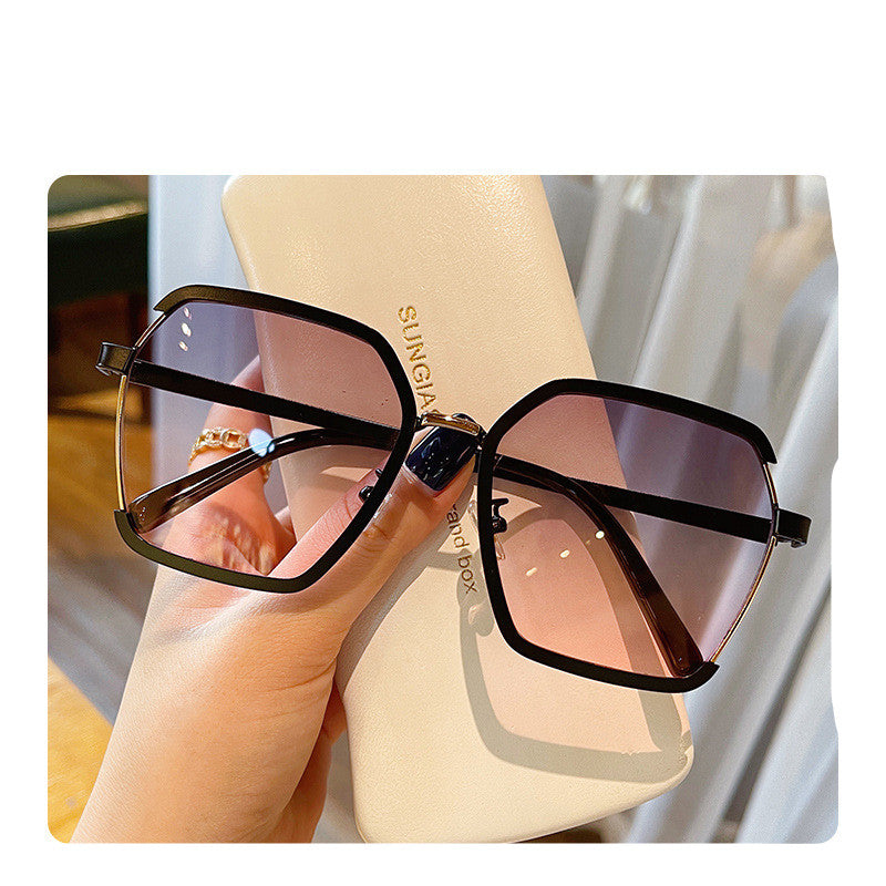 Ins Vintage Half-Frame Sunglasses Summer Oversize Metal Square Eyewear Uv400 Outdoor Sunscreen Women UV Protection Sunglasses