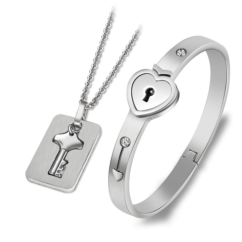 Couple bracelet concentric lock love lock