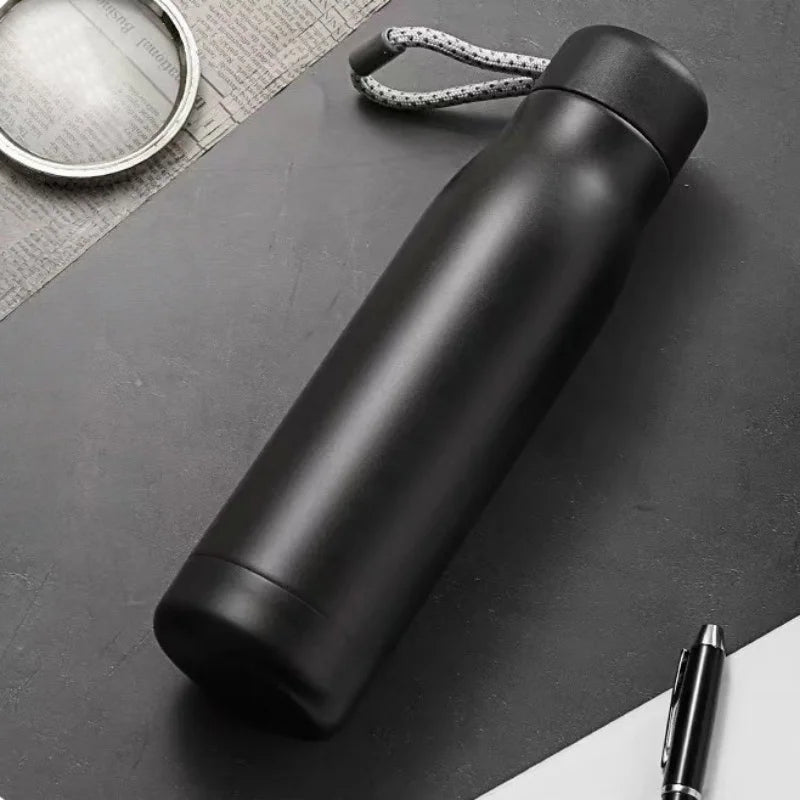 Customizable Stainless Steel Insulated Travel Flask with Carrying Rope