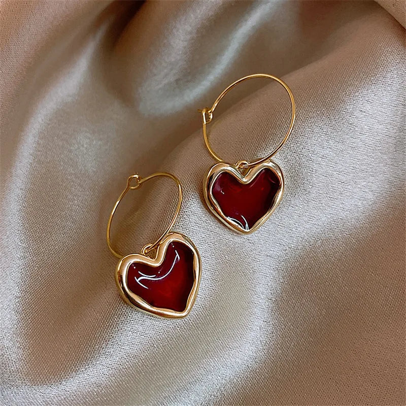 Vintage Red Love Heart Earrings for Women Gold Color Metal Love Heart Hanging Dangle Earring Women's Jewelry Gifts