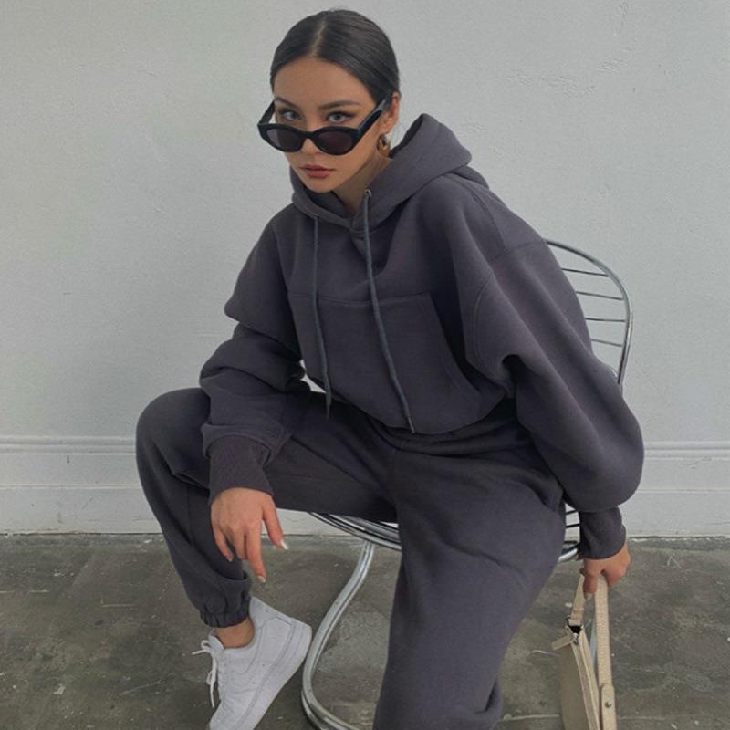 Stylish Vintage Women's Oversize Hoodie & Joggers
