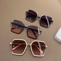 Ins Vintage Half-Frame Sunglasses Summer Oversize Metal Square Eyewear Uv400 Outdoor Sunscreen Women UV Protection Sunglasses