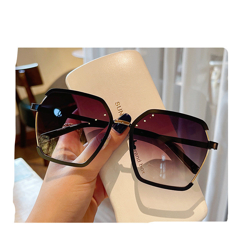 Ins Vintage Half-Frame Sunglasses Summer Oversize Metal Square Eyewear Uv400 Outdoor Sunscreen Women UV Protection Sunglasses